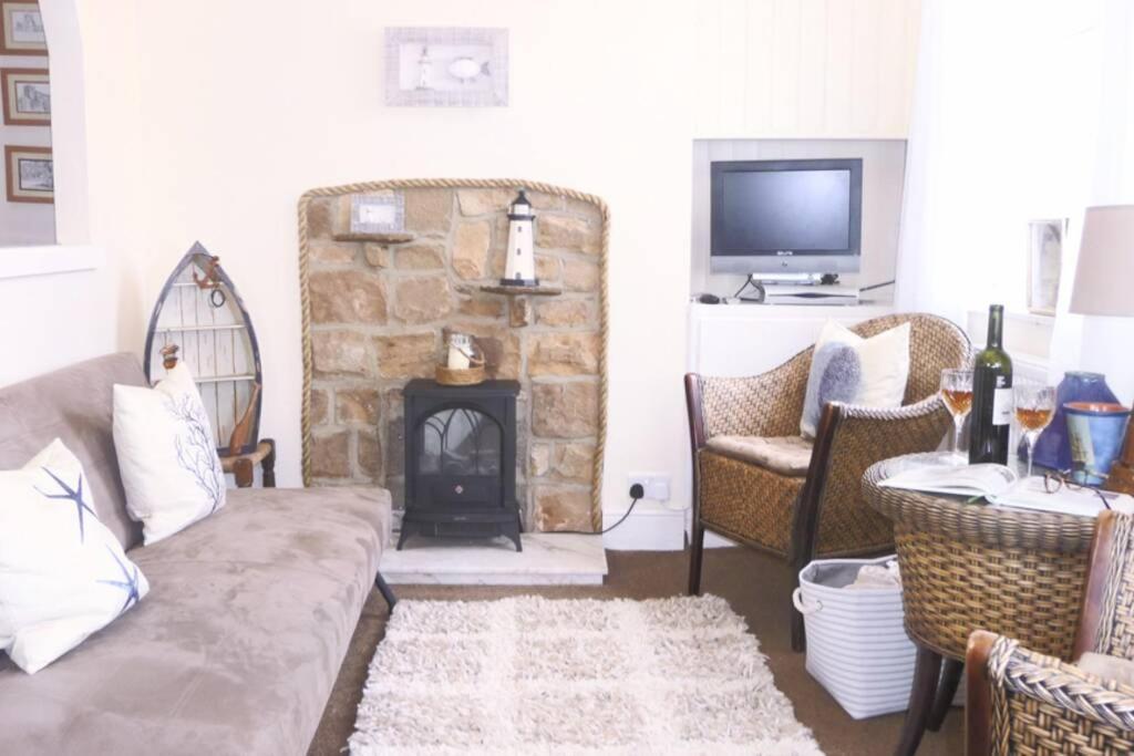 Kikas Cottage, Rear 89 Church Street, White Horse Yard Whitby Exterior photo